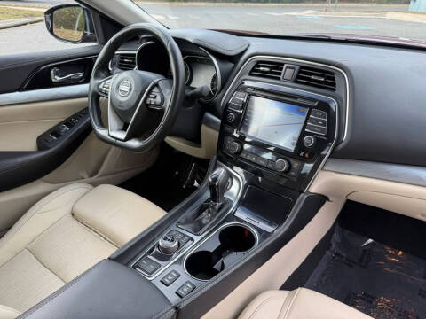 2016 Nissan Maxima
