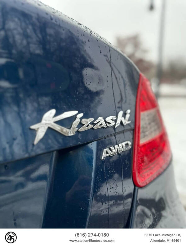 2011 Suzuki Kizashi SE