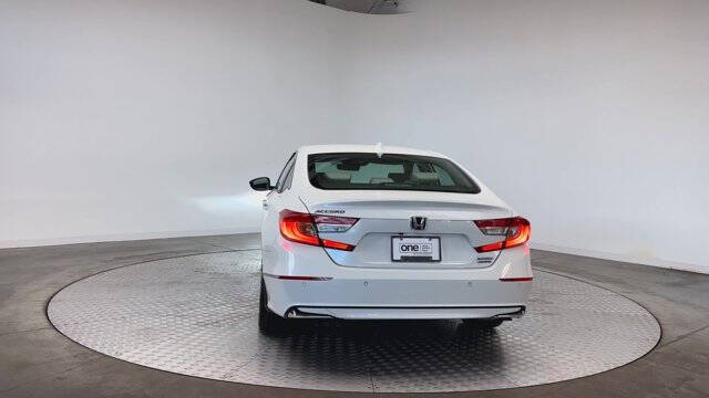 2022 Honda Accord Hybrid Touring