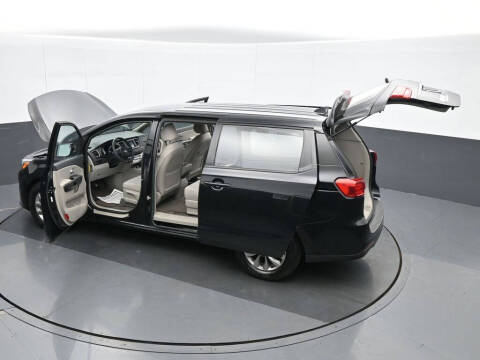 2020 Kia Sedona L