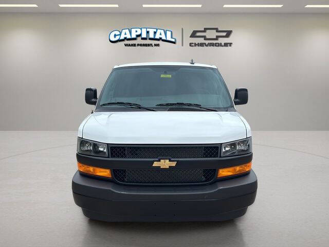 2025 Chevrolet Express 2500