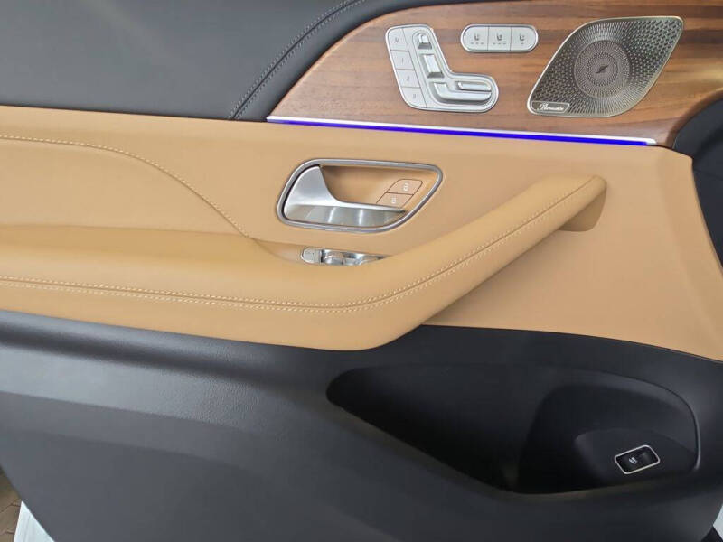 2025 Mercedes-Benz GLS GLS 580