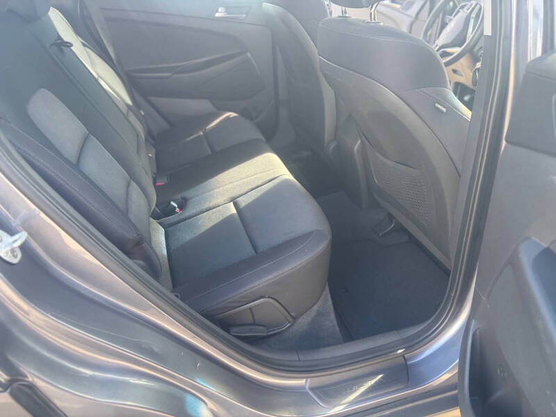 2016 Hyundai Tucson SE