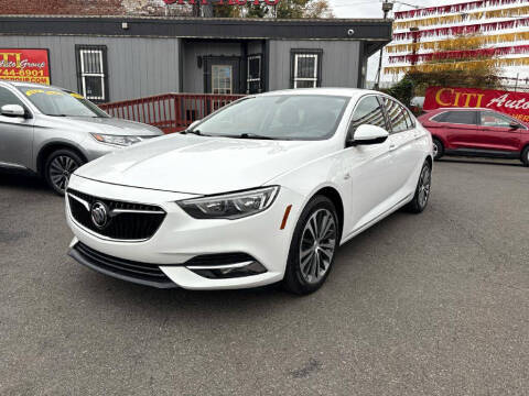 2018 Buick Regal Sportback Essence
