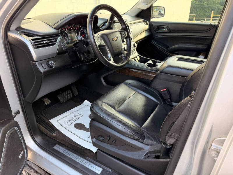 2017 Chevrolet Suburban LT