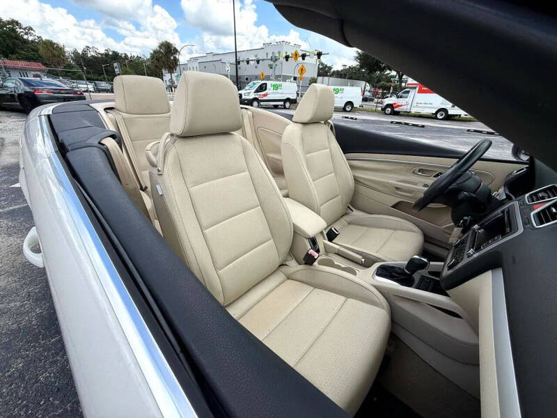 2012 Volkswagen Eos Komfort SULEV