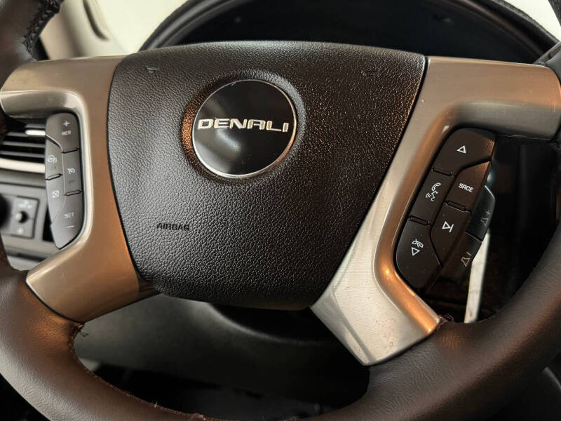 2011 GMC Yukon Denali