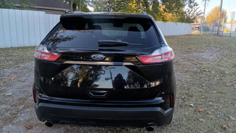 2020 Ford Edge SE