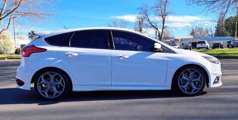 2018 Ford Focus ST