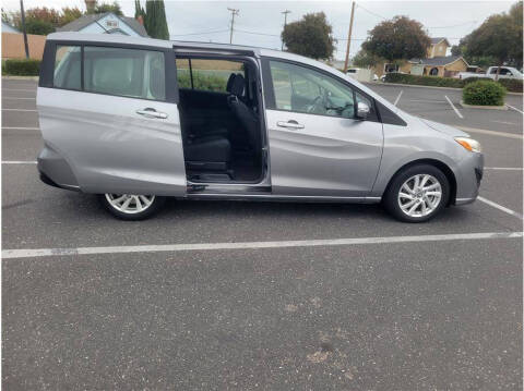 2015 Mazda MAZDA5 Sport