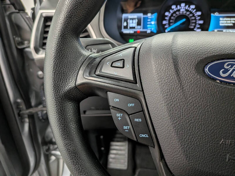 2024 Ford Edge SE