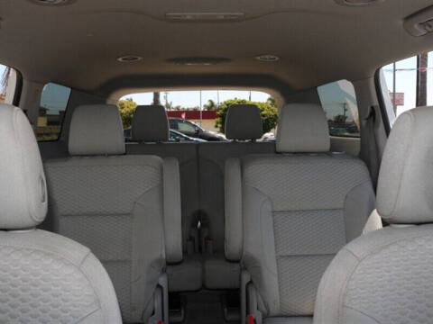 2017 GMC Acadia SLE-2