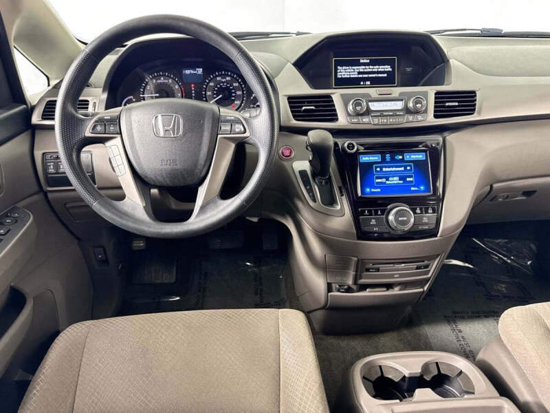 2016 Honda Odyssey SE