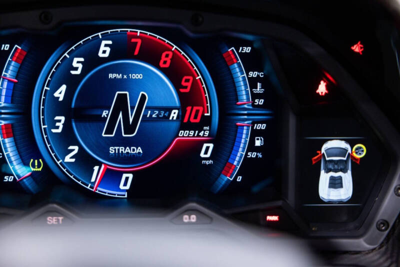 2019 Lamborghini Aventador LP 740-4 S