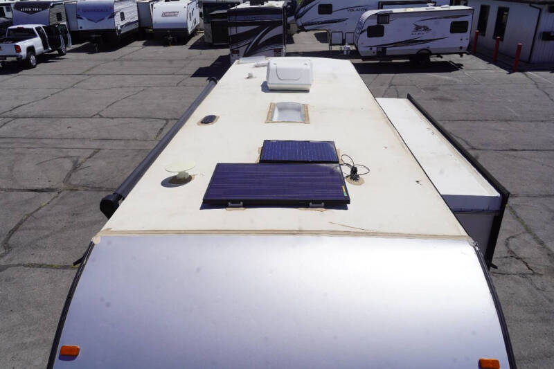 2022  Forest River  Grey Wolf Limited 26DBH