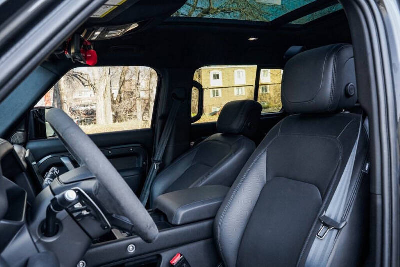 2024 Land Rover Defender 110 V8 P525 Carpathian Edition