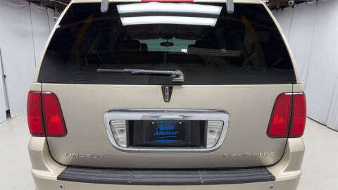 2004 Lincoln Navigator Luxury