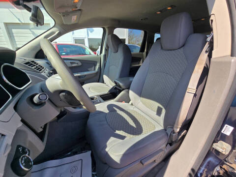 2012 Chevrolet Traverse LS