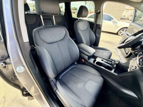 2019 Hyundai Santa Fe SE 2.4L