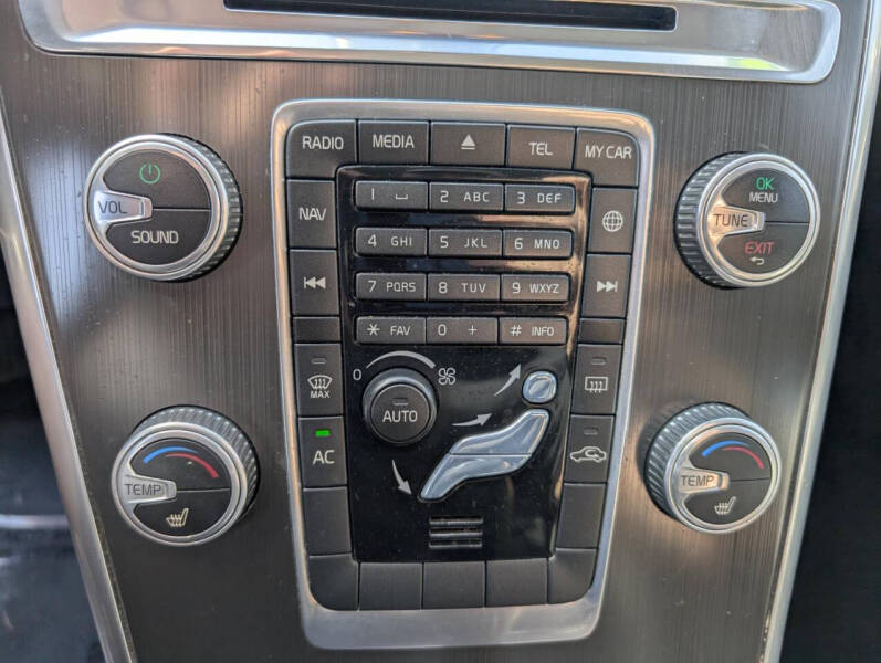 2016 Volvo XC60 T5 Premier