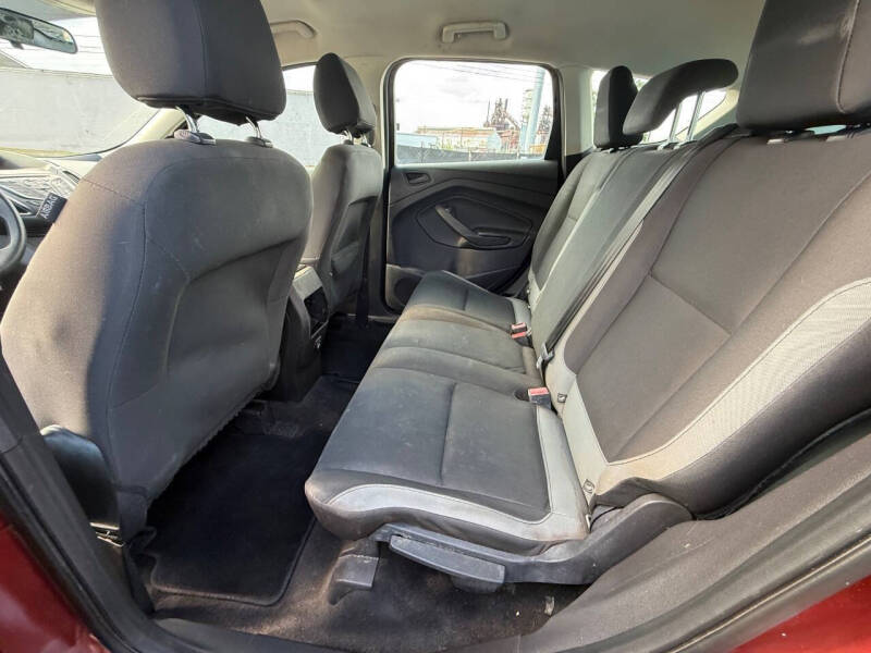 2014 Ford Escape S