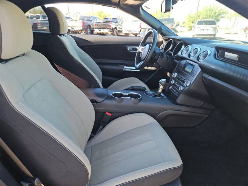 2019 Ford Mustang EcoBoost