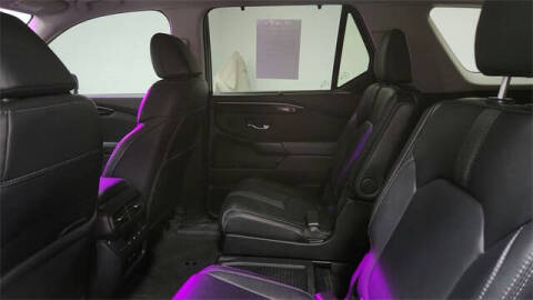 2024 Honda Pilot EX-L w/Rear Captain's Chairs
