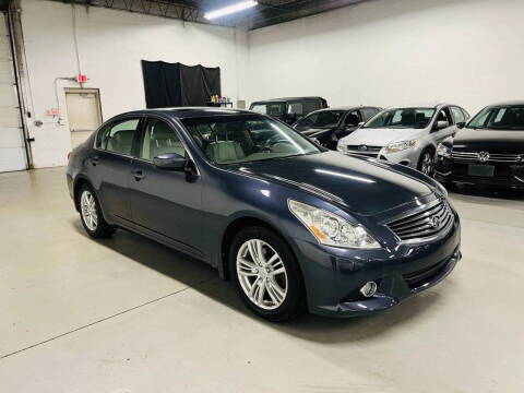 2011 Infiniti G25 Sedan x