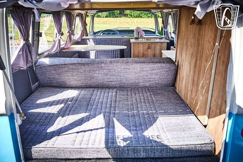 1990 Volkswagen Bus