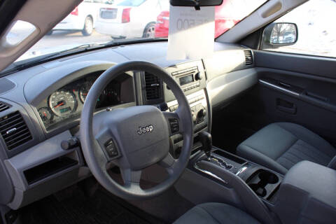 2006 Jeep Grand Cherokee Laredo