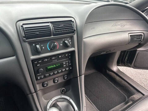 2001 Ford Mustang Bullitt