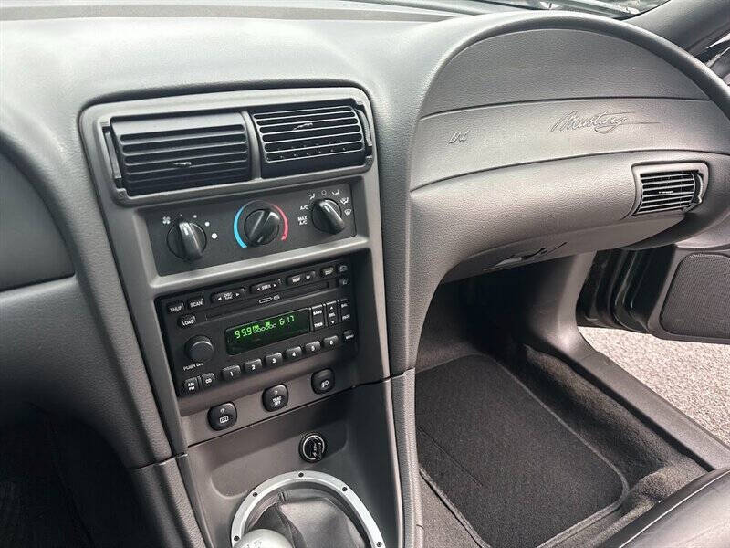 2001 Ford Mustang Bullitt