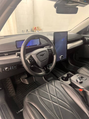 2021 Ford Mustang Mach-E Select