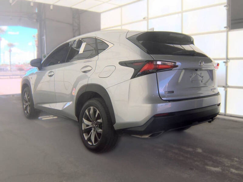 2017 Lexus NX 200t