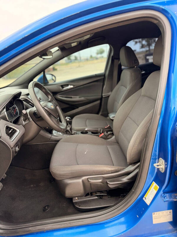 2017 Chevrolet Cruze LT Manual