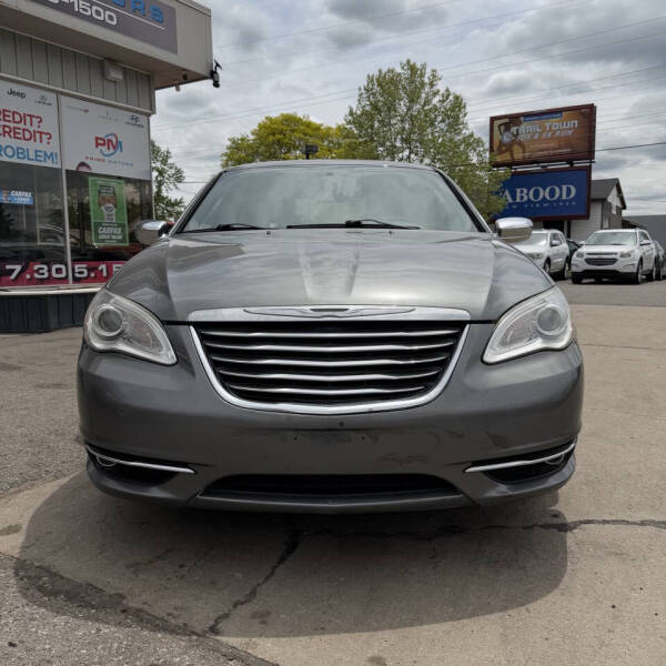 2013 Chrysler 200 Limited