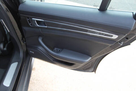 2017 Porsche Panamera Turbo