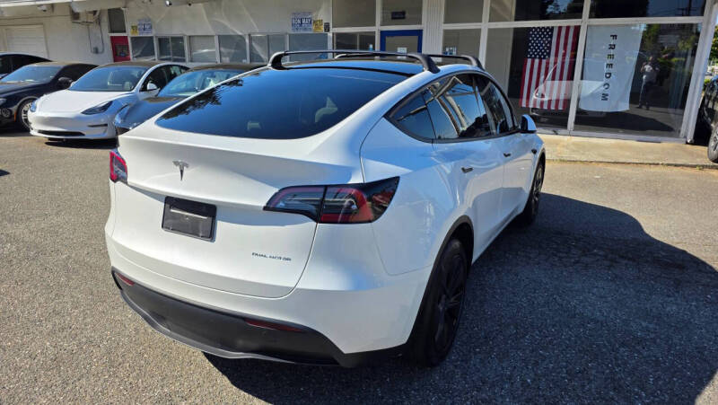 2025 Tesla Model Y Long Range