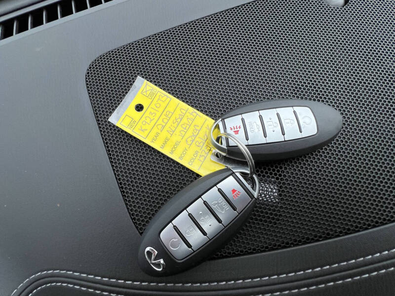 2019 Infiniti QX80 Luxe