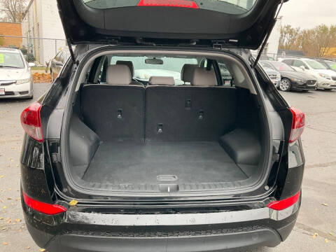 2018 Hyundai Tucson SE