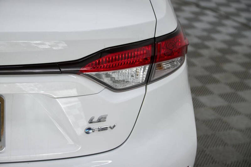 2025 Toyota Corolla Hybrid LE