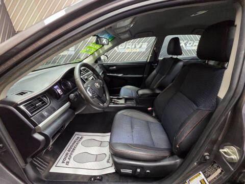 2015 Toyota Camry SE