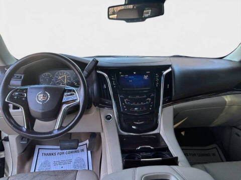 2015 Cadillac Escalade Luxury