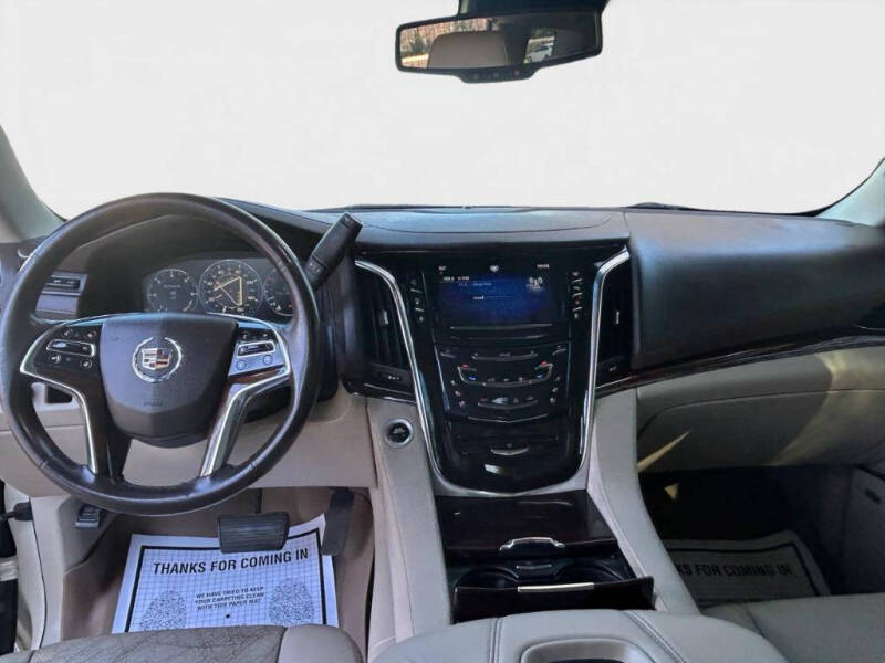 2015 Cadillac Escalade Luxury