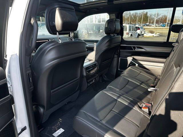 2026 Jeep Grand Wagoneer