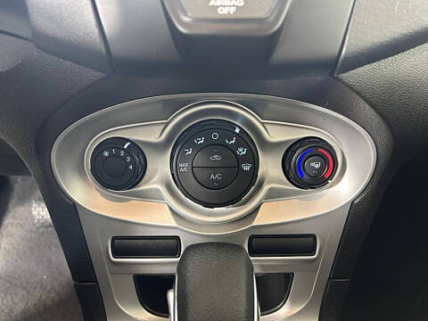 2019 Ford Fiesta SE