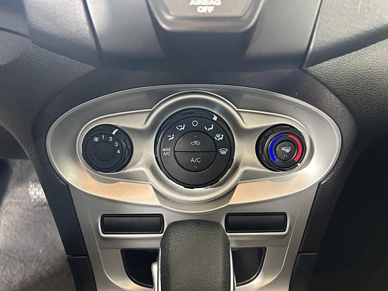2019 Ford Fiesta SE
