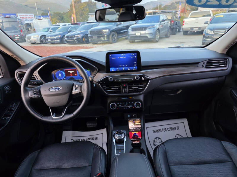 2020 Ford Escape Hybrid Titanium