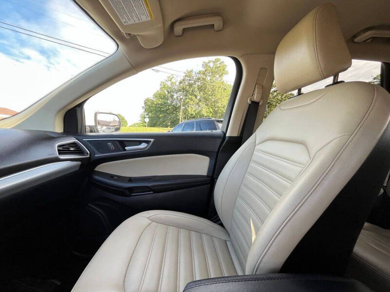 2021 Ford Edge SEL