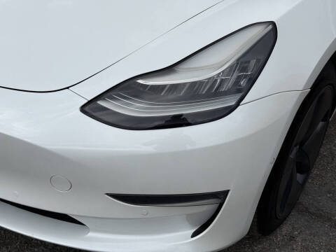 2019 Tesla Model 3 Standard Range Plus